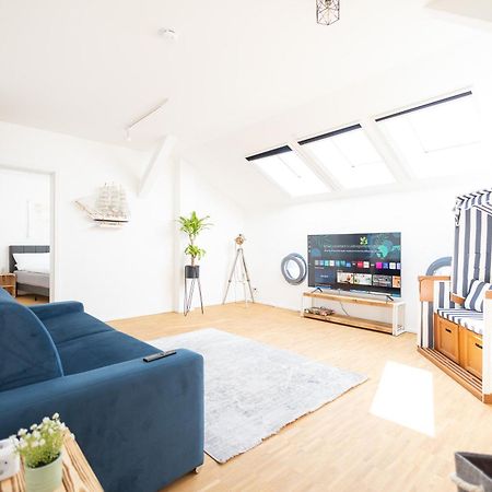 Ko-Living - Captain'S Suite - Altstadt - Mit Kueche, Smart Tv & Balkon - 6P Halle  Exterior photo